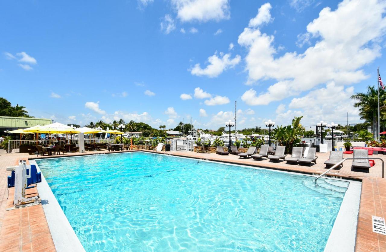 Remodeled, Huge Pool, Tiki Bar & Grill, Quiet Room Sarasota Zewnętrze zdjęcie